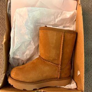Toddler Ugg Boots NWT